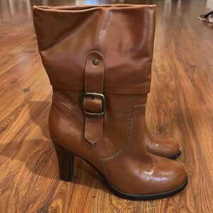 New vintage Wilson's leather outlet leather boots size 8 heels brown